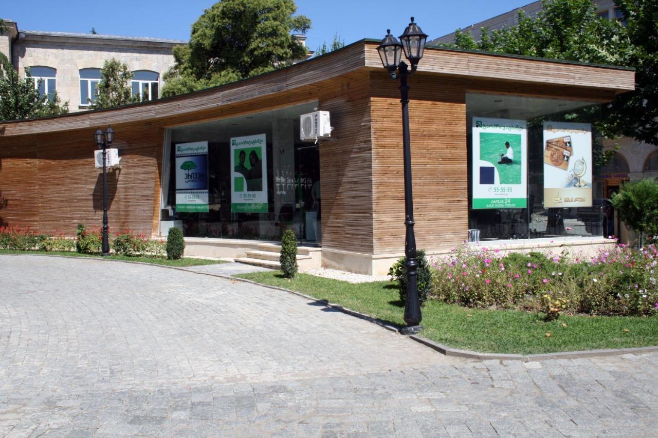 Park Hotel Kutaisi Luaran gambar
