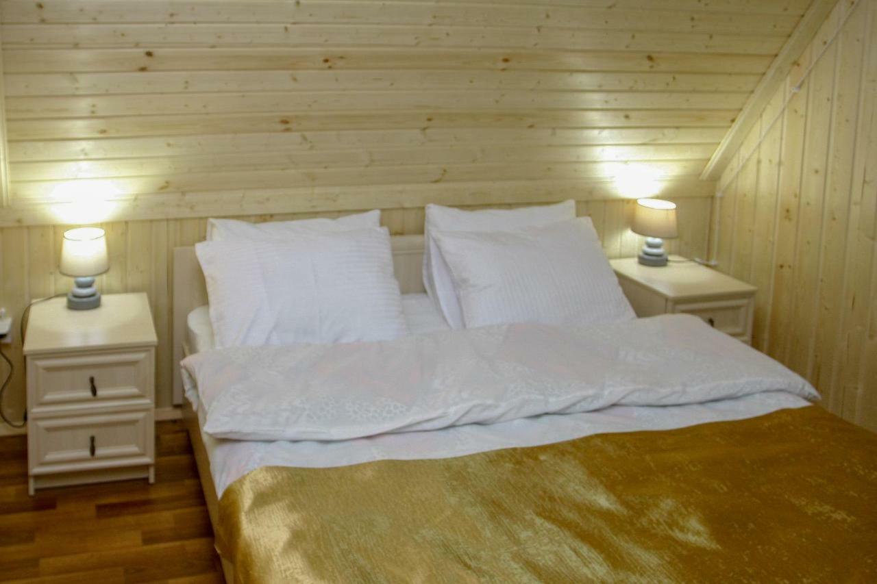 Park Hotel Kutaisi Luaran gambar