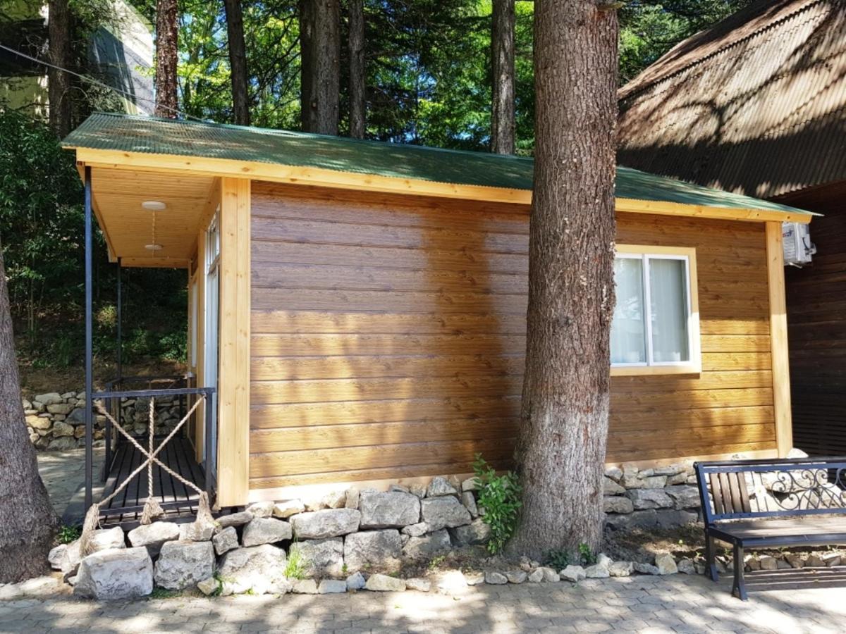 Park Hotel Kutaisi Luaran gambar