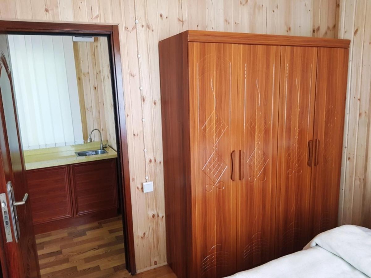 Park Hotel Kutaisi Luaran gambar